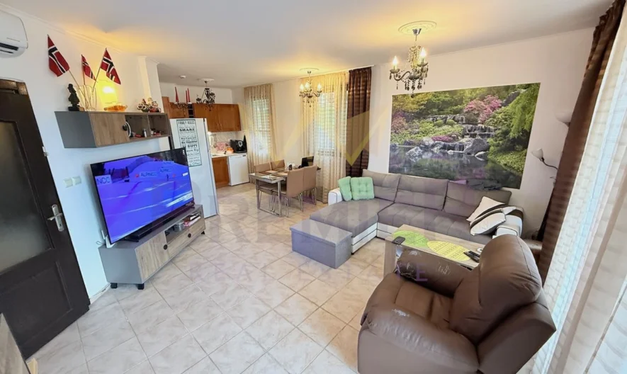 Tágas háromszobás lakás verandával a „Bay View Villas” komplexumban, Kosharitsa -  - snimka 1 - Imoti Premier