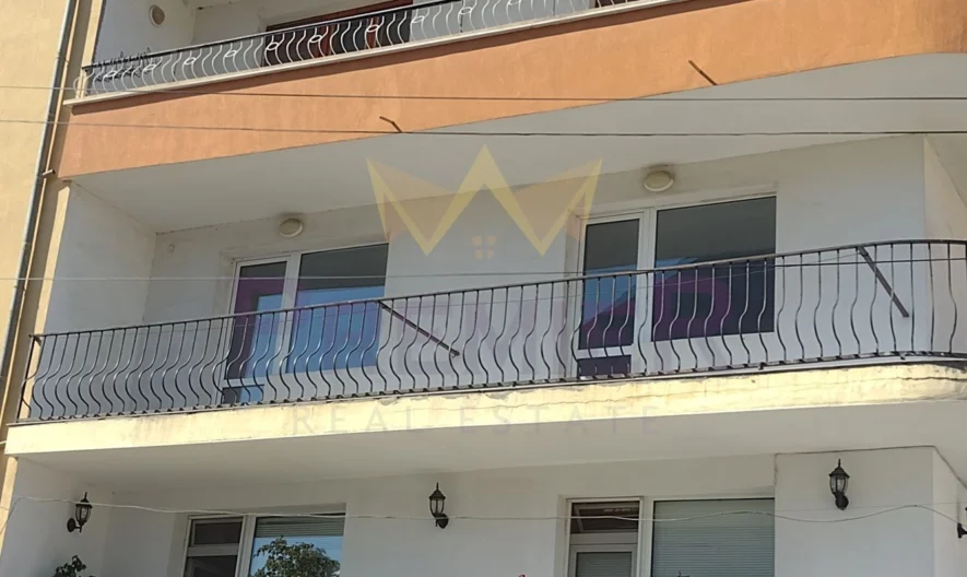 Tágas házszint 5 hálószobával Ahelojban, ideális családnak vagy befektetésnek! -  - snimka 10 - Imoti Premier