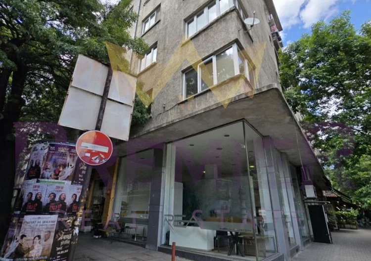 Three-bedroom apartment for rent in the Oborishte district area -  - snimka 1 - Imoti Premier