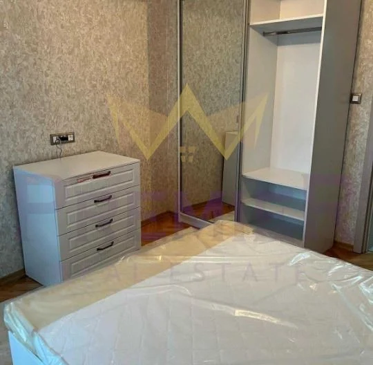 THREE-BEDROOM APARTMENT, IDEAL CENTER -  - snimka 6 - Imoti Premier
