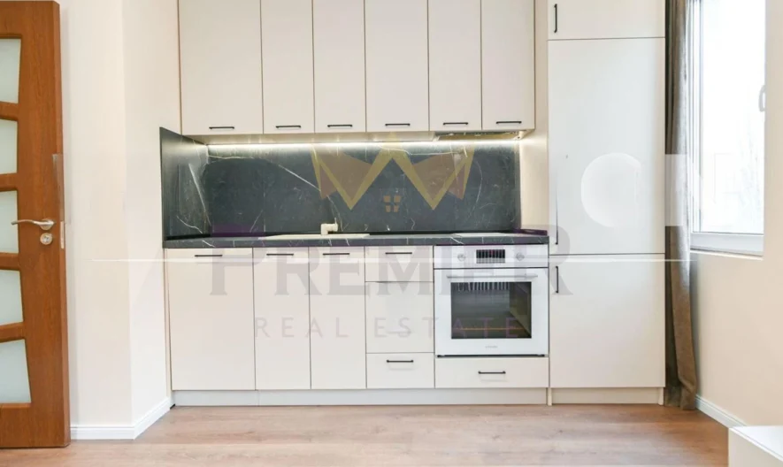 Three-Bedroom Apartment in Geo Milev District -  - snimka 3 - Imoti Premier