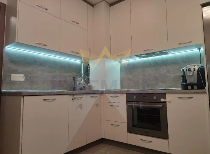 Three-bedroom apartment in Malinova Dolina -  - snimka 4 - Imoti Premier