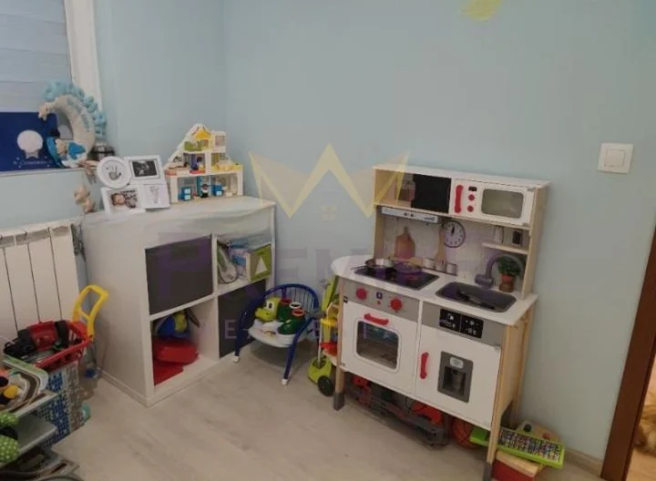 Three-bedroom apartment in Malinova Dolina -  - snimka 8 - Imoti Premier