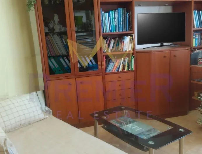 Three-bedroom apartment in the center of Burgas -  - snimka 6 - Imoti Premier