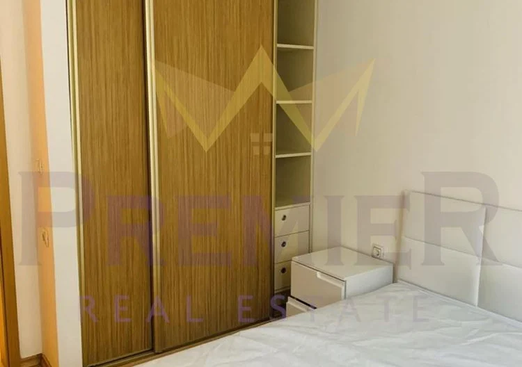 THREE-BEDROOM APARTMENT, KOLHOZEN PAZAR -  - snimka 10 - Imoti Premier