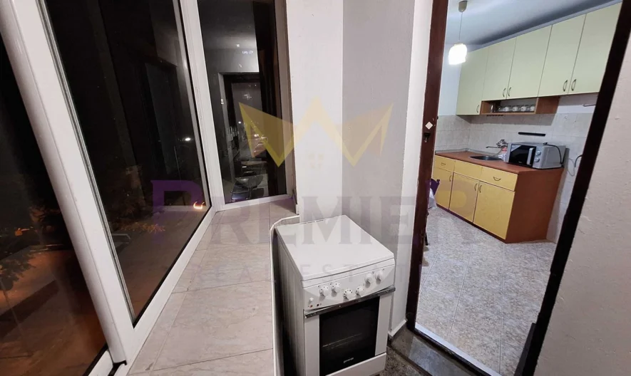 THREE-BEDROOM APARTMENT, KOLHOZEN PAZAR -  - snimka 9 - Imoti Premier