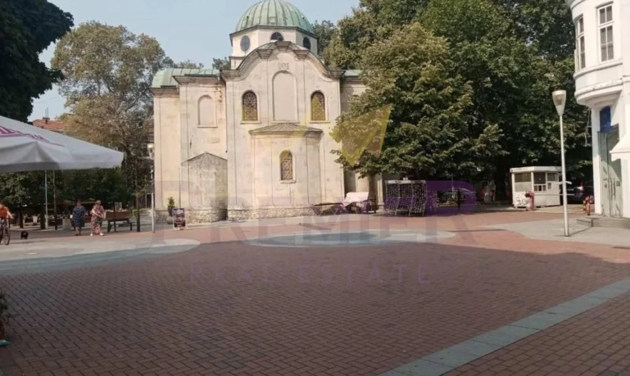 THREE-BEDROOM APARTMENT, NEPTUN AREA -  - snimka 17 - Imoti Premier
