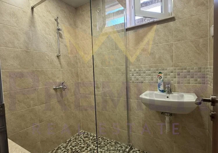 THREE-BEDROOM APARTMENT, NEPTUN AREA - - snimka 9 - Imoti Premier