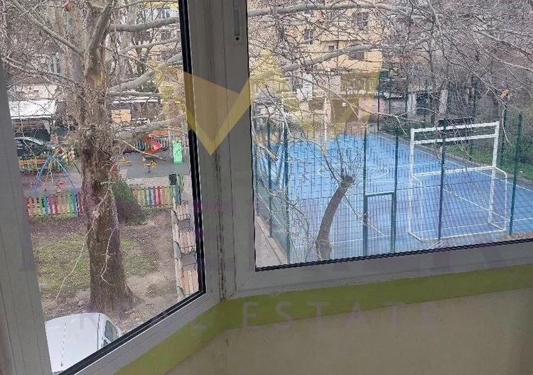 THREE-BEDROOM APARTMENT, REGIONAL HOSPITAL AREA - - snimka 6 - Imoti Premier