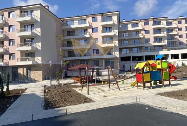 Real Estate Agency - Imoti Premier - imot - 751114, Price: 154700 EUR