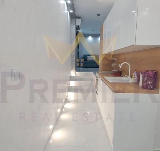 Three-bedroom apartment with an unmatched sea view -  - snimka 13 - Imoti Premier