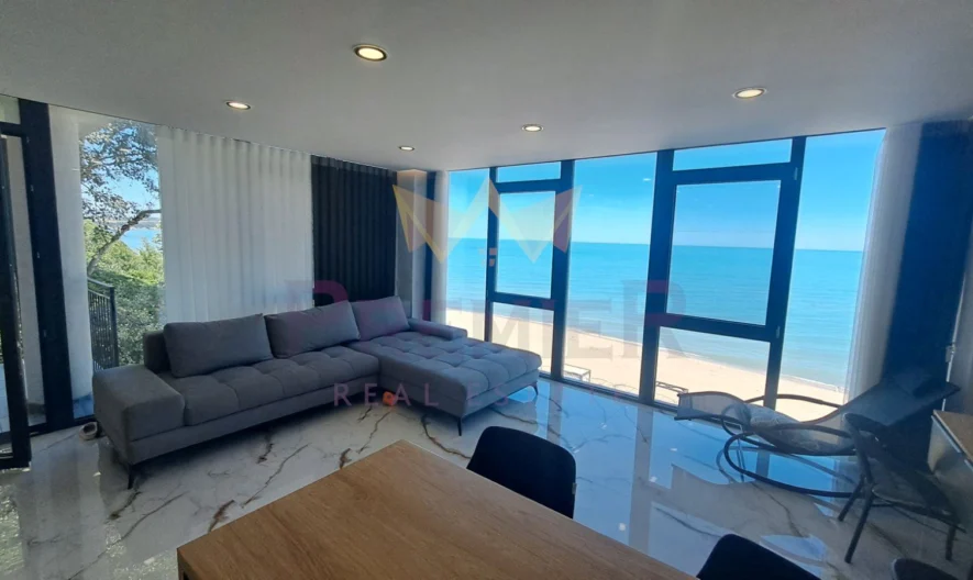 Three-bedroom apartment with an unmatched sea view -  - snimka 3 - Imoti Premier