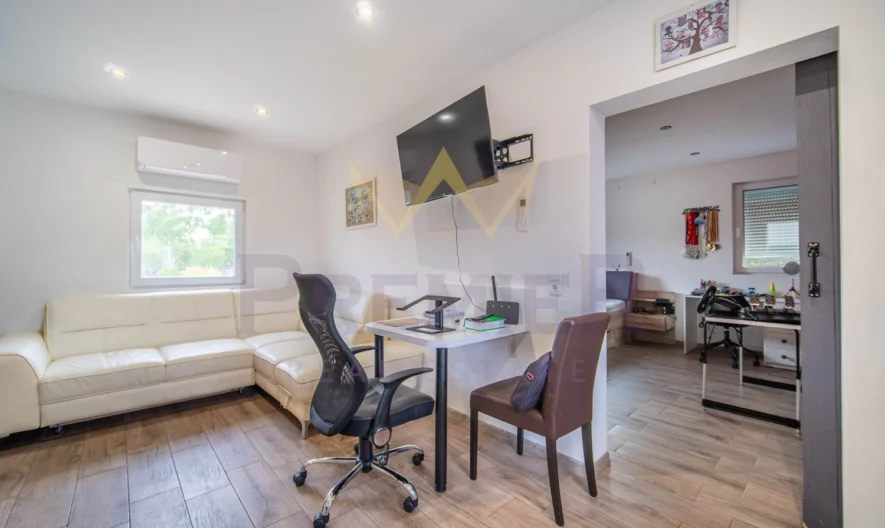Three houses in the village of General Kantardzhievo -  - snimka 26 - Imoti Premier