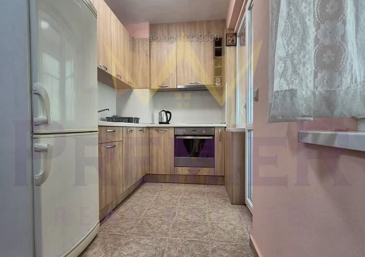 THREE-ROOM APARTMENT – GENERALI, RENOVATED - - snimka 1 - Imoti Premier