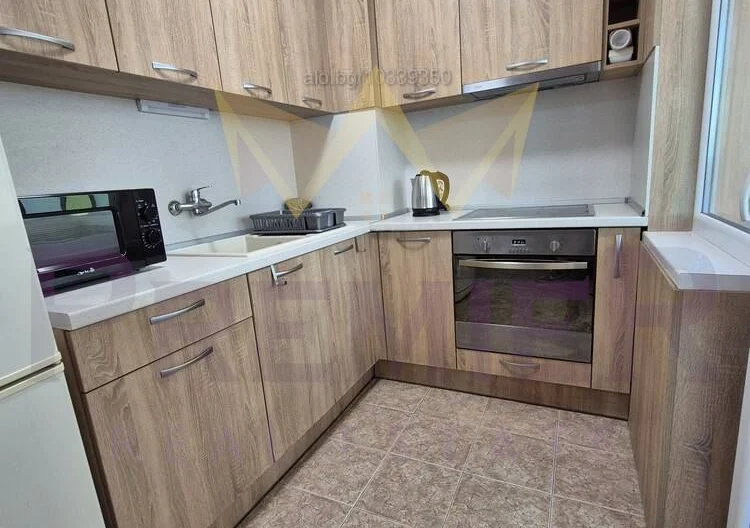 THREE-ROOM APARTMENT – GENERALI, RENOVATED - - snimka 2 - Imoti Premier