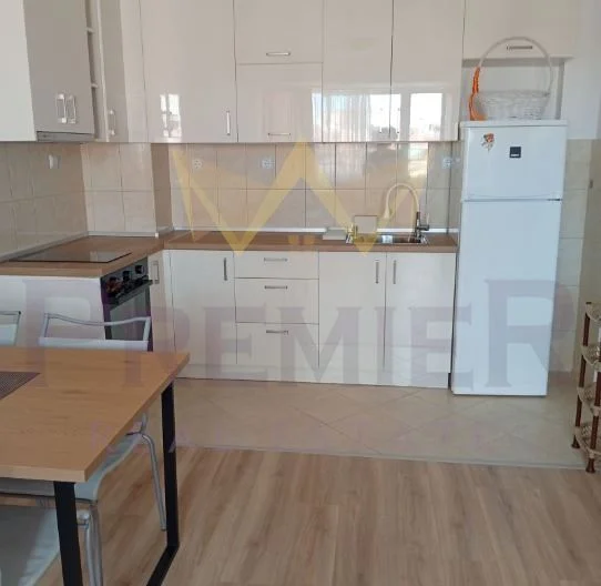 THREE-ROOM APARTMENT, BAZAR LEVSKI - - snimka 1 - Imoti Premier