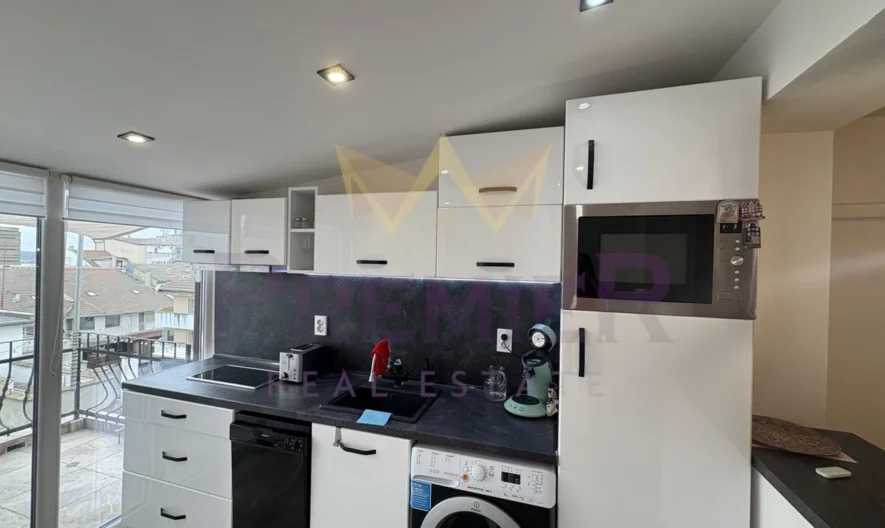 THREE-ROOM APARTMENT, BAZAR LEVSKI -  - snimka 2 - Imoti Premier