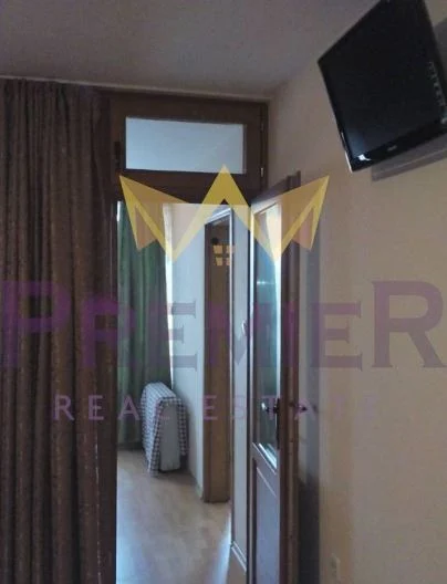 THREE-ROOM APARTMENT, BAZAR LEVSKI - - snimka 3 - Imoti Premier