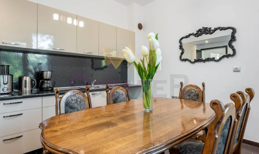 THREE-ROOM APARTMENT, CITY CENTER -  - snimka 2 - Imoti Premier