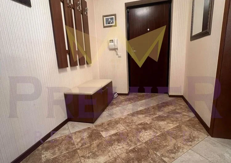 Three-room apartment in a complex in the resorts of St. Constantine and Elena -  - snimka 11 - Imoti Premier