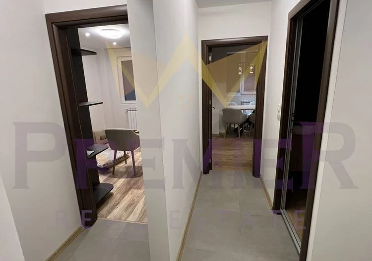 Three-room apartment in Mladost 2 district -  - snimka 5 - Imoti Premier