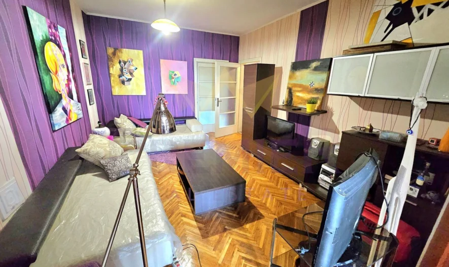 Three-room apartment in the city center -  - snimka 13 - Imoti Premier