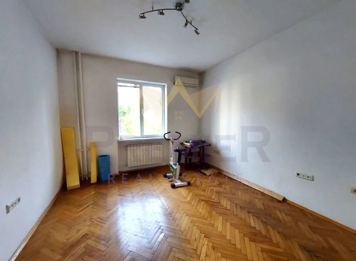 Three-room apartment in the city center -  - snimka 2 - Imoti Premier
