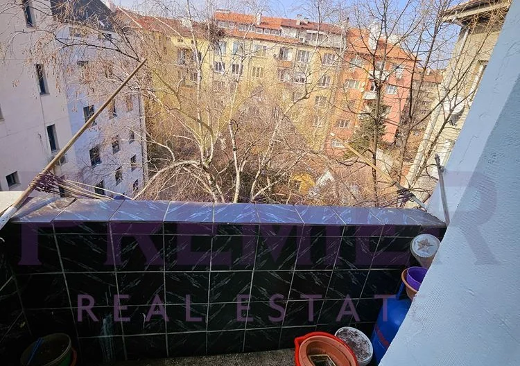 Three-room apartment in the city center -  - snimka 23 - Imoti Premier