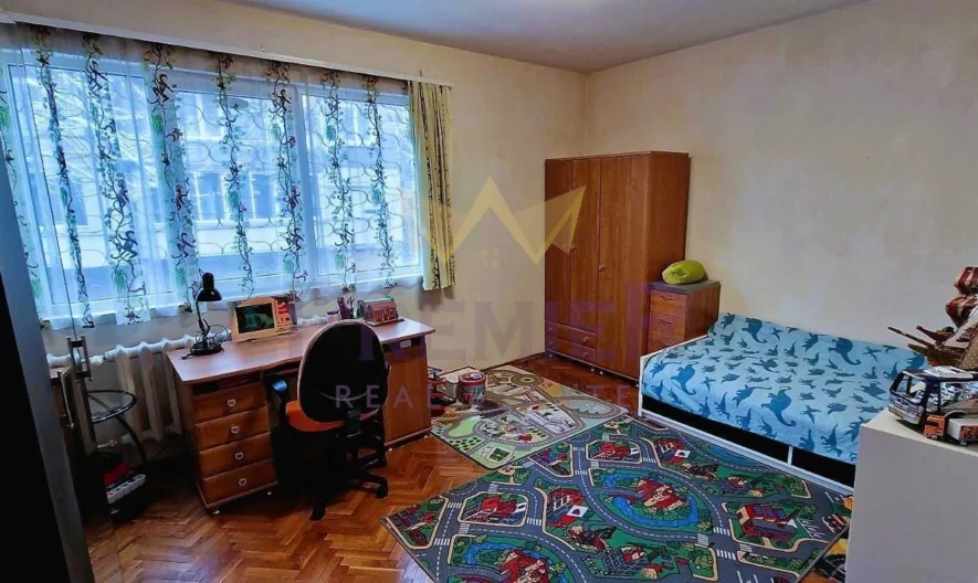 Three-room apartment in the Lozenets district area -  - snimka 7 - Imoti Premier