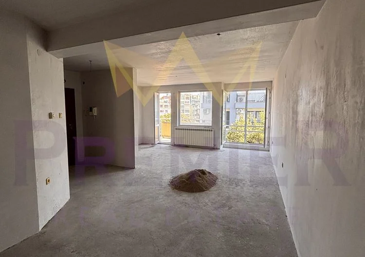 Three-room apartment in the Marasha district, Plovdiv -  - snimka 1 - Imoti Premier