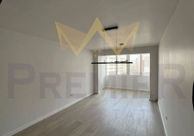 Three-room apartment in the Mladost 3 district -  - snimka 2 - Imoti Premier