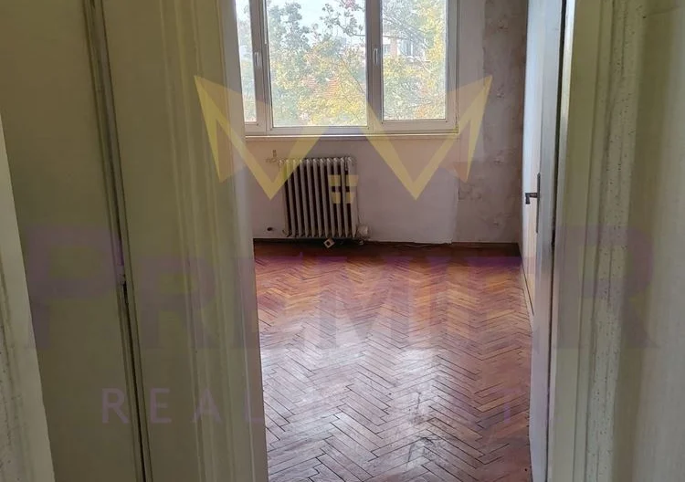Three-Room Apartment in the Wide Center -  - snimka 10 - Imoti Premier