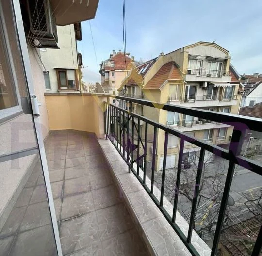 THREE-ROOM APARTMENT, RAILWAY STATION AREA -  - snimka 10 - Imoti Premier