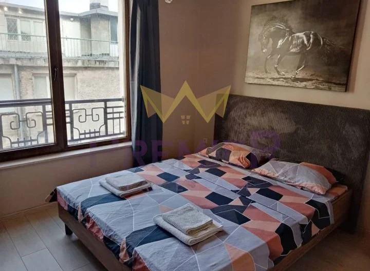 THREE-ROOM APARTMENT, SHIROK TSENTAR -  - snimka 7 - Imoti Premier