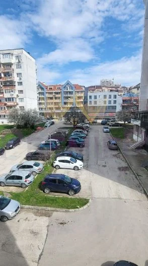 THREE-ROOM APARTMENT, VAZRAZHDANE 1 DISTRICT -  - snimka 14 - Imoti Premier