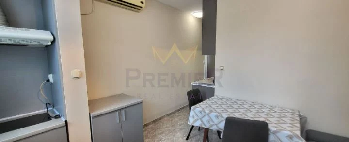 THREE-ROOM APARTMENT, VAZRAZHDANE 1 DISTRICT -  - snimka 3 - Imoti Premier