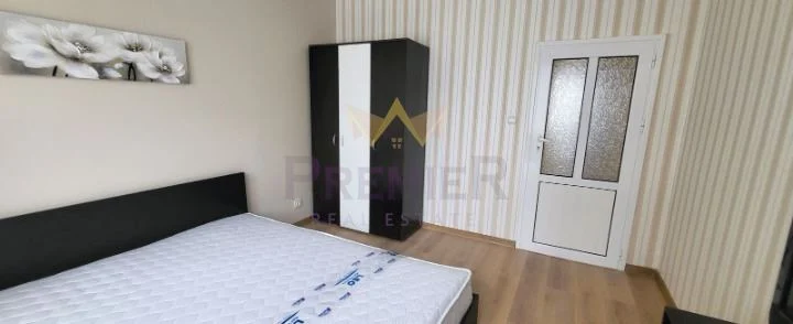 THREE-ROOM APARTMENT, VAZRAZHDANE 1 DISTRICT -  - snimka 7 - Imoti Premier