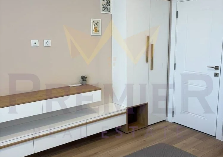 Three-room apartment with 2 parking spaces, Kyuchuk Parizh district -  - snimka 6 - Imoti Premier
