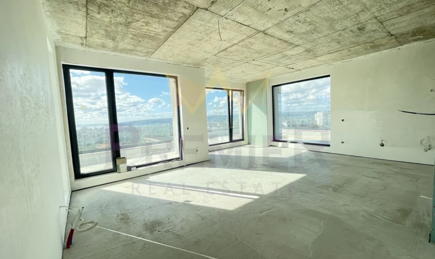 THREE-ROOM APARTMENT WITH PANORAMIC TERRACE -  - snimka 3 - Imoti Premier