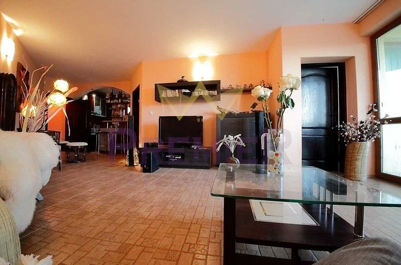 Three-room furnished apartment, Balchik -  - snimka 1 - Imoti Premier