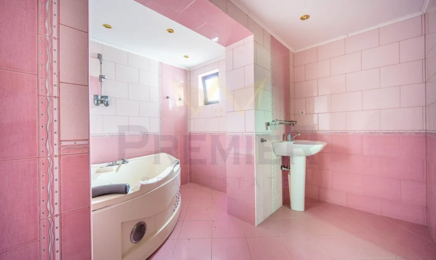 Three-story house with a large yard and a stunning sea panorama in Tyulenovo village - - snimka 10 - Imoti Premier