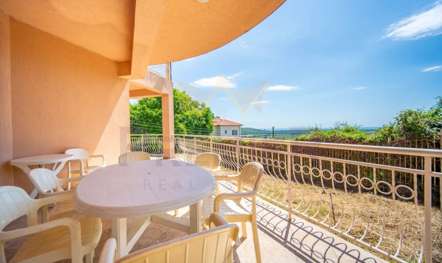 Three-story house with sea panorama in the village of Rogachevo -  - snimka 6 - Imoti Premier