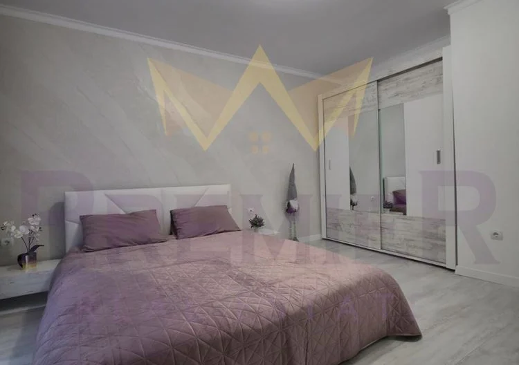 топ Апартамент -  - снимка 4 - Имоти Премиер