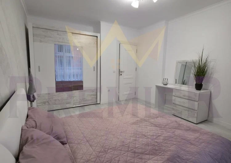 топ Апартамент -  - снимка 5 - Имоти Премиер