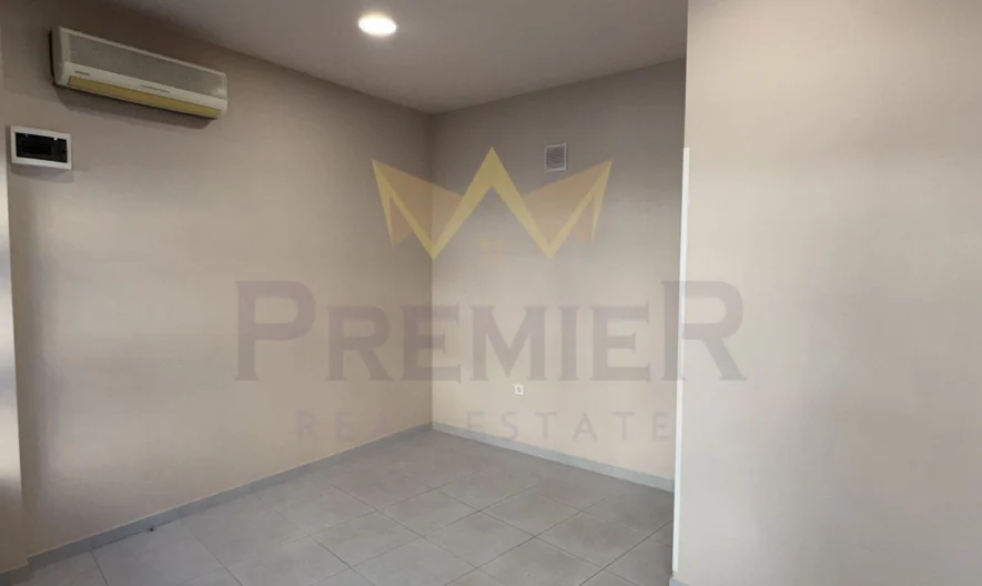TOP CENTER | NEXT TO NOVOTEL AND THE PEDESTRIAN BRIDGE | -  - snimka 3 - Imoti Premier