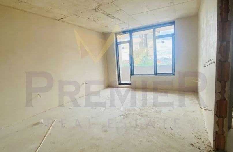 Топ двустаен с гараж - - снимка 2 - Имоти Премиер