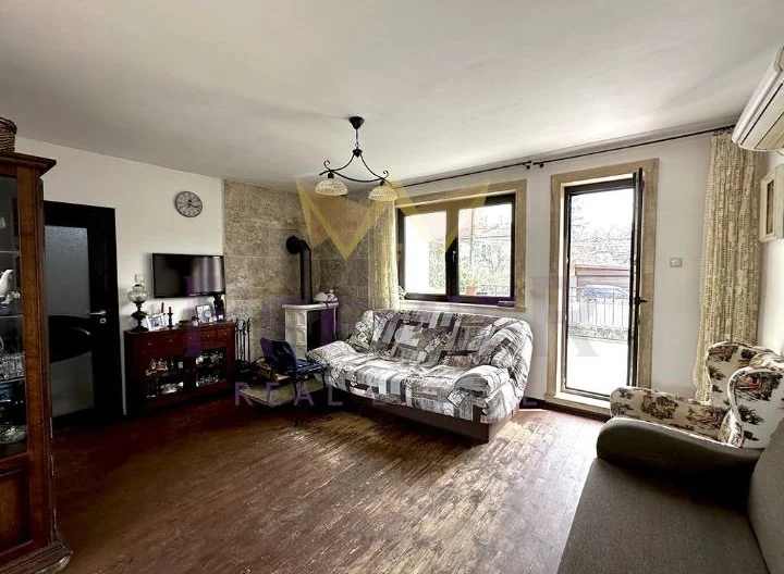 ТОП КЪЩА В ПОКРАЙНИНИТЕ НА РУСЕ – НАЙ ДОБРА ЦЕНА -  - снимка 10 - Имоти Премиер