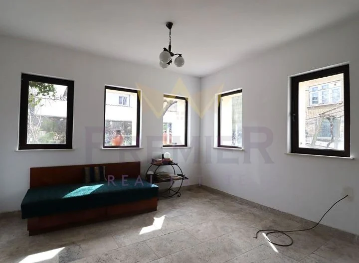 ТОП КЪЩА В ПОКРАЙНИНИТЕ НА РУСЕ – НАЙ ДОБРА ЦЕНА -  - снимка 7 - Имоти Премиер