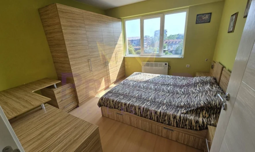 Top-Lage! Geräumige Mehrzimmerwohnung mit großer Terrasse im Stadtviertel Bratja Miladinowi -  - snimka 4 - Imoti Premier