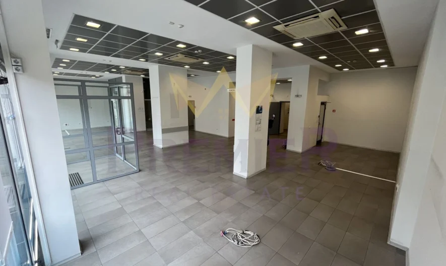 🔥 ТОП ЛОКАЦИЯ! ИМОТ С ЛИЦЕ КЪМ ОЖИВЕН БУЛЕВАРД В ЦЕНТЪРА НА БУРГАС 🔥 -  - снимка 1 - Имоти Премиер